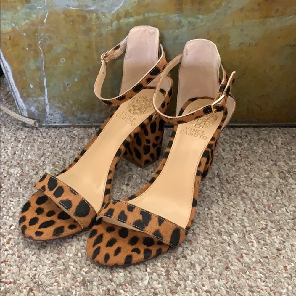 Cheetah print heals